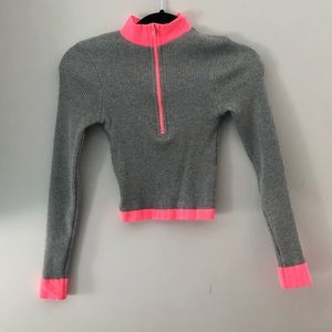 Fashion Nova| Gray & Hot Pink Long Sleeve Crop Top (XS)